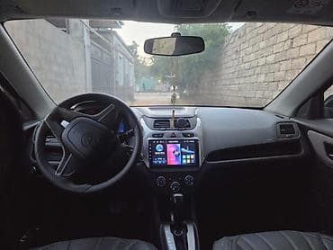 d2s led: Ravon R4 sedan – qara rəng, 4 qapı, şəhər və uzun yol üçün rahat ailə — 7