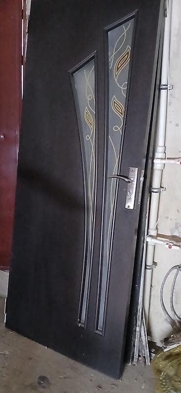 Qapı 3 ədəd 
Satılır biryerdə 100₼
90 eni 2 .5 uzunu
Ünvan Günəşli