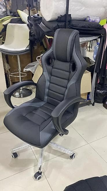 komputer stolu satilir: Новый, С колесиками, Рукояти регулируются, Кожа — 8