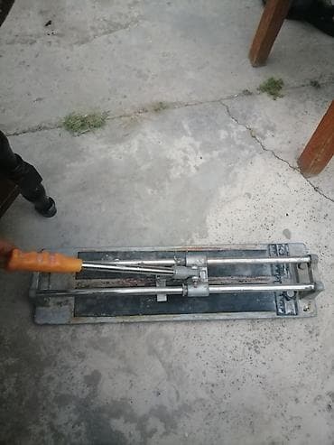 Alətlər: İşlənmiş Əl ilə çalışan Kafel kəsən stanok, 600 mm, Zəmanətsiz — 1