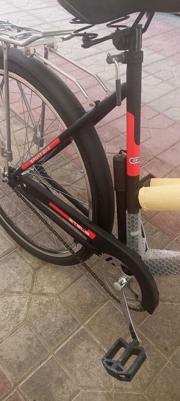velosiped 2 ci əl: Yeni Şəhər velosipedi 28", sürətlərin sayı: 1, Ünvandan götürmə — 5