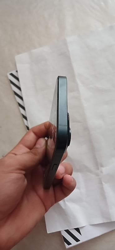 apple kabel: IPhone 13, Qara, Face ID — 7