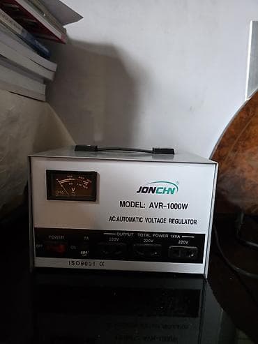 JONCHN AVR-1000W avtomatik gərginlik stabilizatoru Xüsusiyyətlər: -