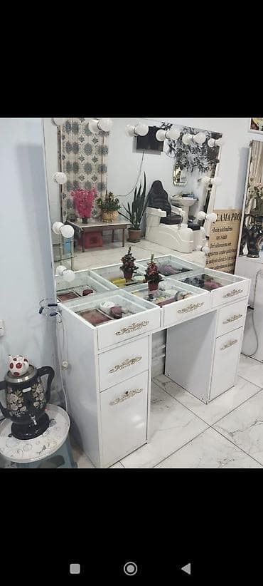 İki eded güzgülü şkaf satılir biri 150 azn.O biri bunun eynisidi amma lalafo.az -da İki eded güzgülü şkaf satılir biri 150 azn.O biri bunun eynisidi amma