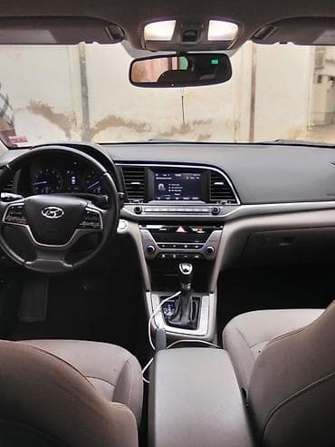 hunday 2010: Hyundai Elantra: 2 l | 2018 il Sedan — 6