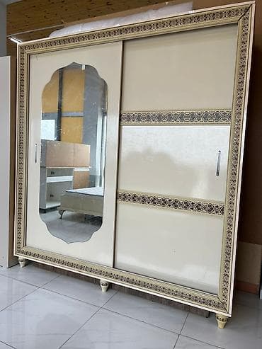 İşlənmiş, Düz dolab, Qarderob, paltar dolabı