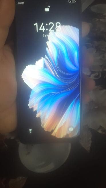 self portrate: Tecno Camon 19 Neo, 128 GB, rəng - Boz, İki sim kartlı — 1