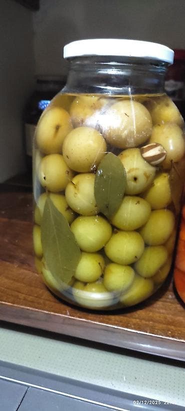 şuşə banka: Məhsul: Ev üsulu hazırlanan müxtəlif turşular və konservlər Tərkib və — 5