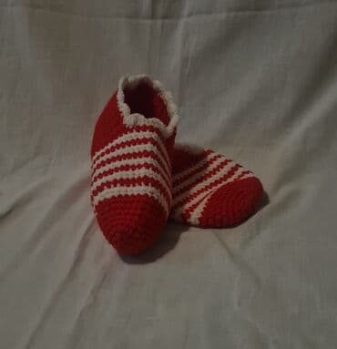 Digər ayaqqabılar: Tərliklər, Ölçü: 38.5, Yeni — 4