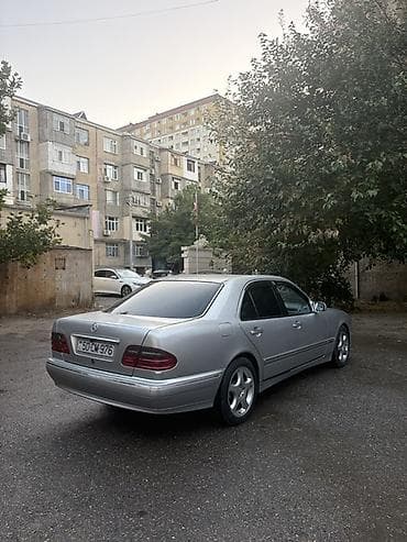 mersedes starter: Mercedes-Benz E-Class: 2.2 l | 2001 il Sedan — 5