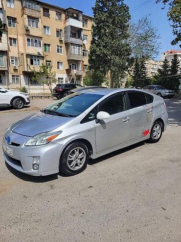 pirus ehtiyat hisseleri: Toyota Prius: 1.8 l | 2009 il Sedan — 2