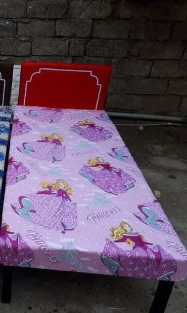 İkimərtəbəli uşaq çarpayıları: Usaq carpayisi
Tezedir catdrilma var 
Munasib qymete — 7