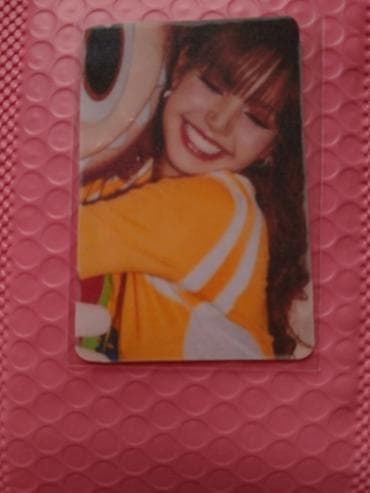 sintezator va 7: Lisa Fifa 2026 fotocard 4 ədəd. 2 kartın arxasında qara nöktə — 3