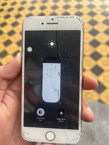 cakma iphone 14 pro max: IPhone 16 Pro, 64 GB, Ağ, Qırıq — 5
