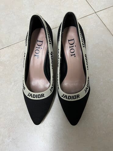 mimy ortopedik ayakkabı: Dior ayaqqabi 35 olcu.1 defe toya geyinilib — 1