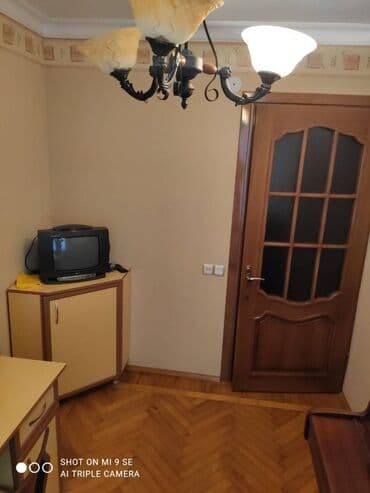 binede ipoteka evler: Bakı, 3 otaqlı, Köhnə tikili, m. 20 Yanvar, 80 kv. m — 12