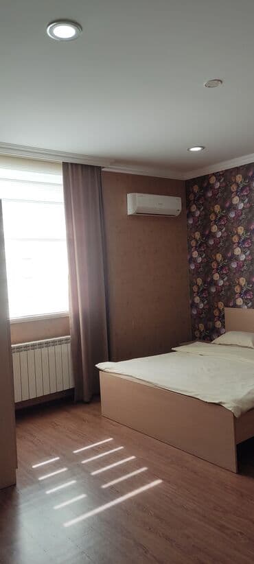 otaq arakesmeleri: Xüsusiyyətlər: İnşaatçılar metro stansiyasına 6 dəqiqəlik yürüş — 6