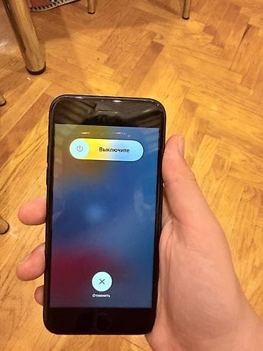 IPhone 7, 32 GB, Jet Black, Barmaq izi — 2