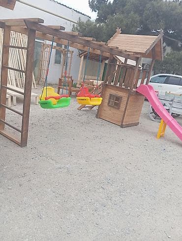 часы с боем: Uşaq oyun kompleksi – taxta evcik, yelləncəklər və sürüşkən - — 4