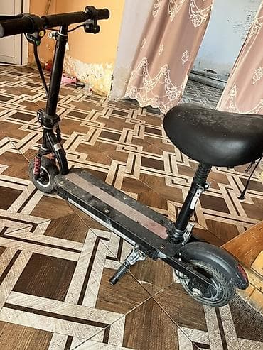 Elektrik skuter – oturacaqlı model - Güclü elektrik mühərriki və — 1
