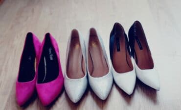 tangetka ayaqqabilar: Qadın ayaqqabıları dəsti - Model: Klassik, sivri burunlu, nazik — 1