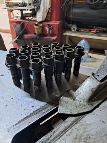 Disklər: Mercedes təkər boltları M12x1.5 təkər boltları dəsti - Hex başlı — 1