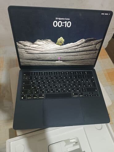 macbook m: Apple MacBook (Midnight rəng) - 13.6" Liquid Retina ekran: incə — 2