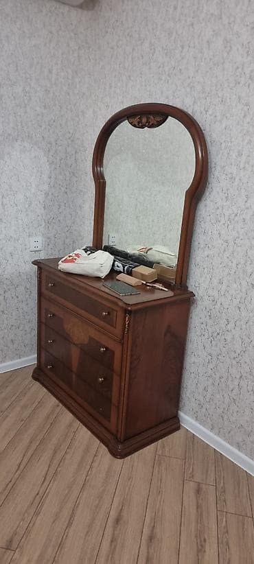 xeste kravati: Yataq desti hec bir problemi yoxdur Matras yoxdur .Qiymet 330 azn — 2