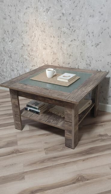 suse satisi: Jurnal masası, Yeni, Açılmayan, Laminat, Dördbucaq masa — 1