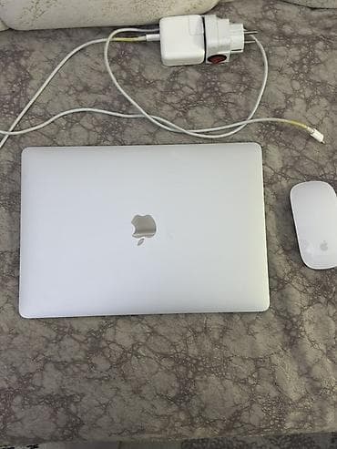 Apple MacBook:  Apple MacBook Air 2020 Silver – Əla Vəziyyətdə Satılır Apple — 2