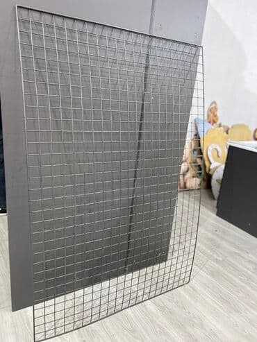 Məhsul: Metal tor panel Təsvir: - Kvadrat hüceyrəli, sinklənmiş metal