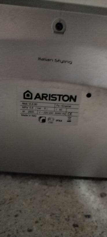 lalafo az məişət texnikası: Ariston divar tipli elektrik su qızdırıcısı (boiler) Təmiz İtaliya — 4