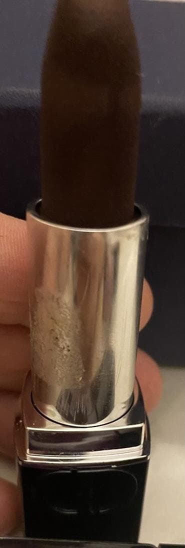 ballı bitkisel macun: Məhsul: Dior dodaq boyası biri 10 m original Təsvir: - Brend: Dior — 3