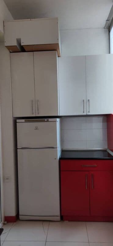evler bineqedide: Nərimanov rayonu,16/8, 2 otaqlı,təmirli,əşyalı.,kombi — 2