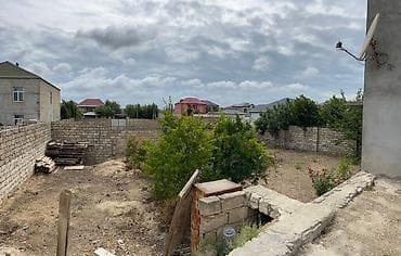 bileceride heyet evi: Satlıq həyət evi - Ümumi təsvir: Daş hasarla əhatələnmiş, dəmir — 3