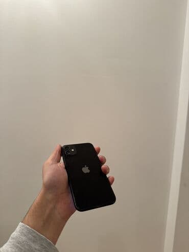 Powerbanklar: IPhone 11, 128 GB, Jet Black — 6