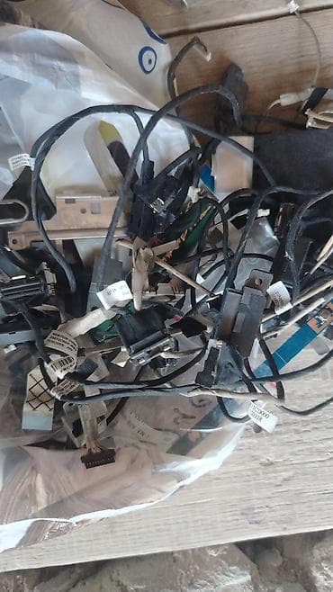 m2 macbook air: Notebook ehtiyat hissələri – qarışıq lot Təsvir: - Müxtəlif markalı — 4