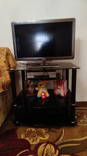 plastik rəf: İşlənmiş, Düz TV altlığı, Polkalı, Şüşəli — 2