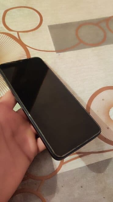 xiaomi redmi note 7 qiymeti bakida: Smartfon – 6.4–6.6 düym ölçülü tam ekranlı, ön kameranın ekran — 6