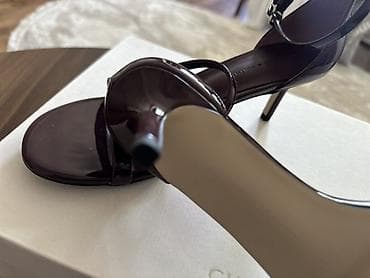 Босоножки, сандалии, шлепанцы: Yeni 169azn alınıb 120azn satılır Charles & Keith qadın sandal — 4