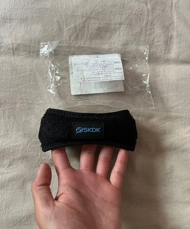 futbol elcekleri: Göylə mavi rənglərin ahəngini özündə birləşdirən idman kostyumu — 4