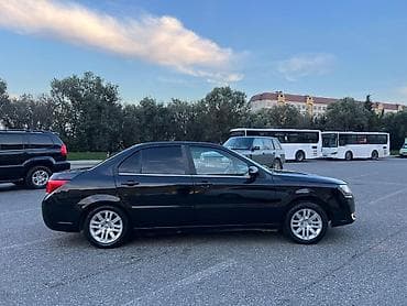 skoda superb: LIFAN Cebrium (720): 1.7 l | 2019 il 102000 km Sedan — 5