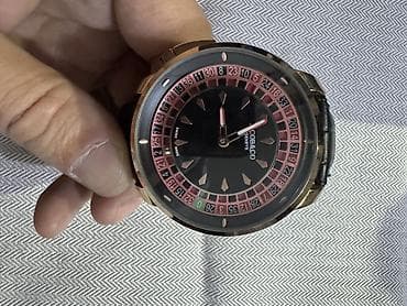 ayfon saat: Qol saatı — 4