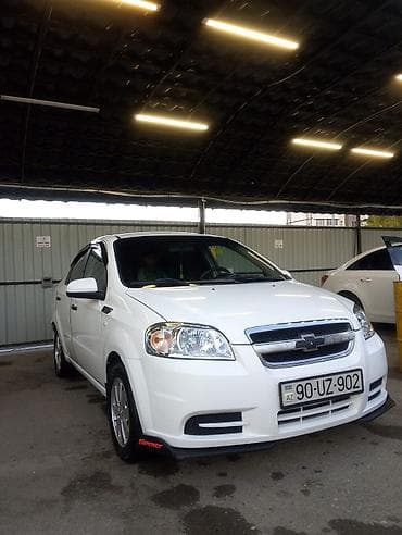 Chevrolet Aveo: 1.4 l | Sedan
