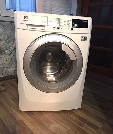 Diqqetle oxuyun. 5-6defe istifade olunub. Alan öz ustasile gele