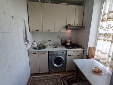 9 ci mikrorayon satilan evler: Bakı, 2 otaqlı, Köhnə tikili, m. Neftçilər, 48 kv. m — 8