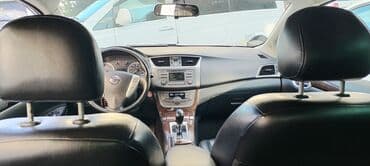 nisanlar: Nissan Sentra SL sedan - Korpus: 4 qapılı sedan, “Brilliant — 9