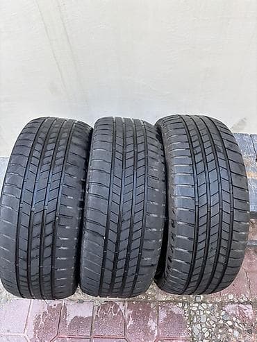 Şin Bridgestone 215 / 55 / R 17 — 2