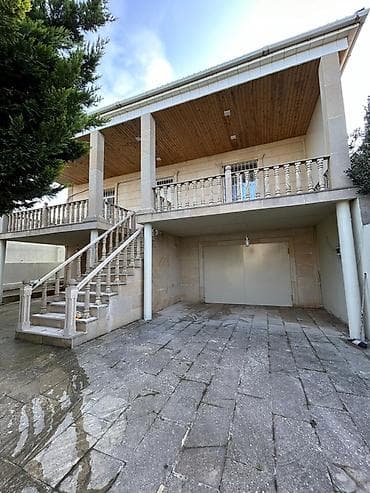 bine bolluq ev: Satılır: həyətli fərdi yaşayış evi - 2 mərtəbəli konstruksiya — 3