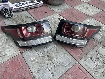 Arxa fənər cütü (sol və sağ) – LED zolaqlı model. - Korpus: qara